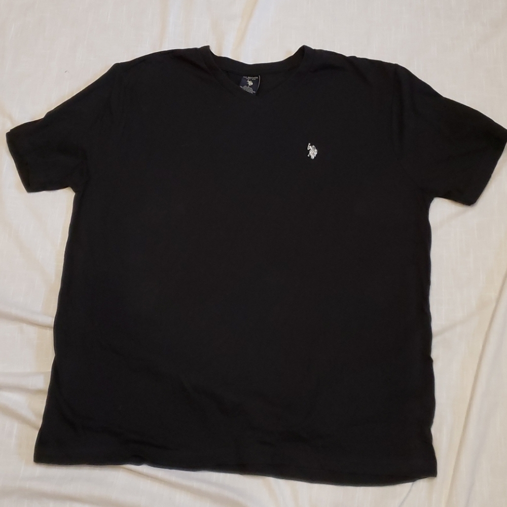 3/$18 Navy V-neck